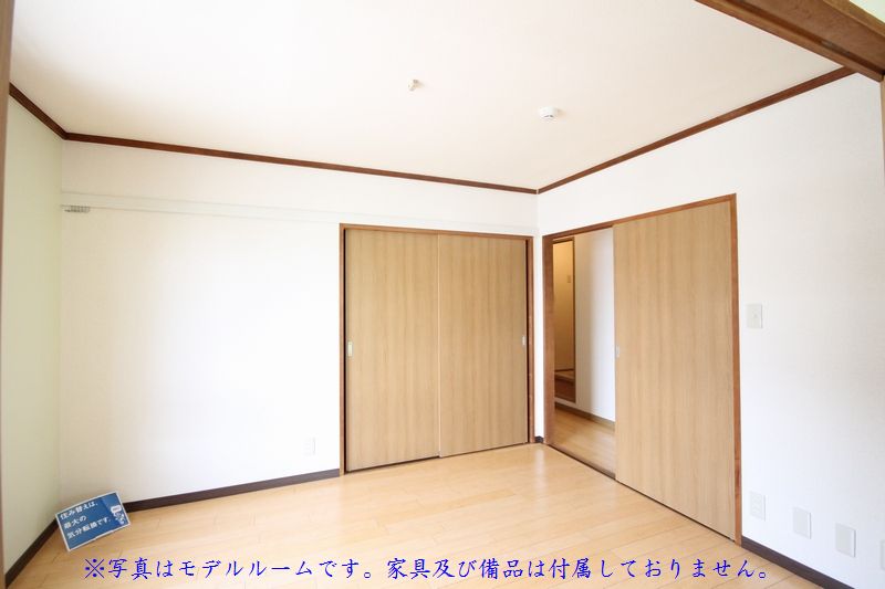 クレートメゾン 東大成 208号-3