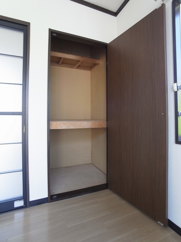 クラウン　エステート 201号-3