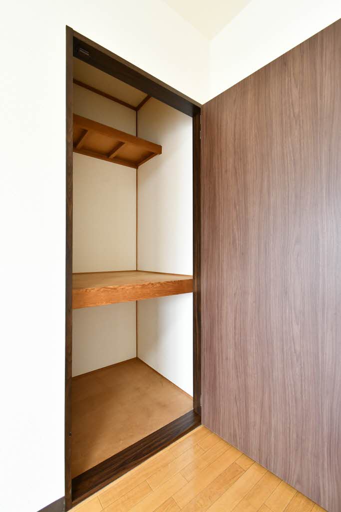 フレグランス 小玉 A 201号-6