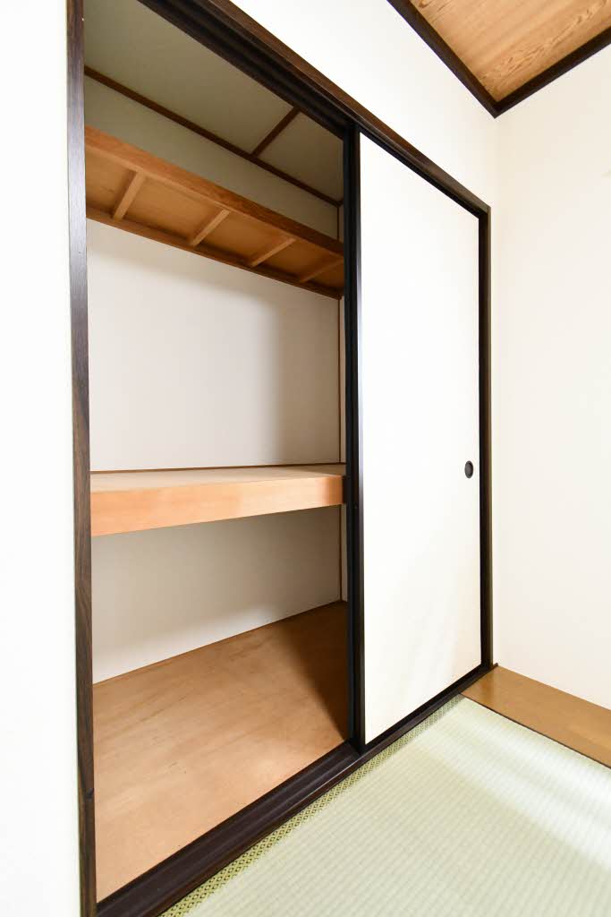 フレグランス 小玉 A 201号-8