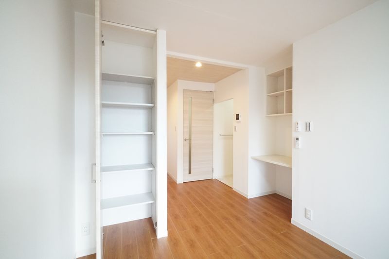 ファミール・メゾン 201号-3