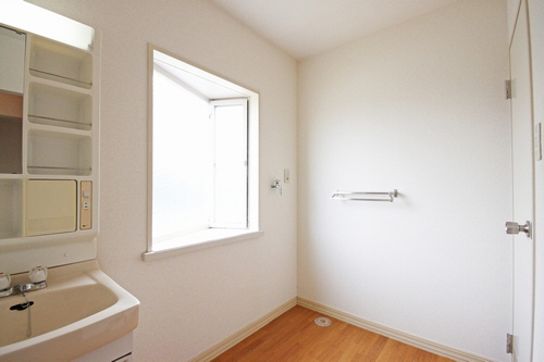 フラット上青木 203号-7