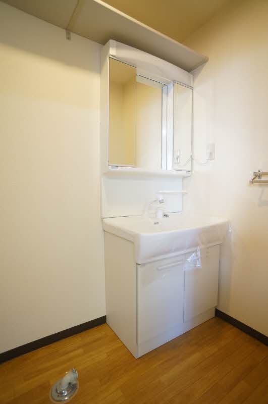 ハイム ナカミチ C 102号-8