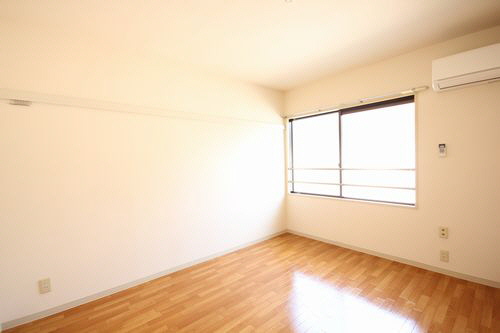 第一セキセイハイツ　Ｂ 202号-2