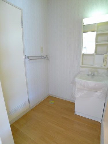 ドミール　リン　Ａ 102号-5