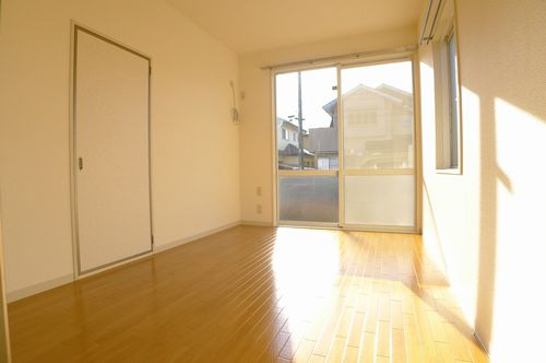 ドミール リン B 105号-2