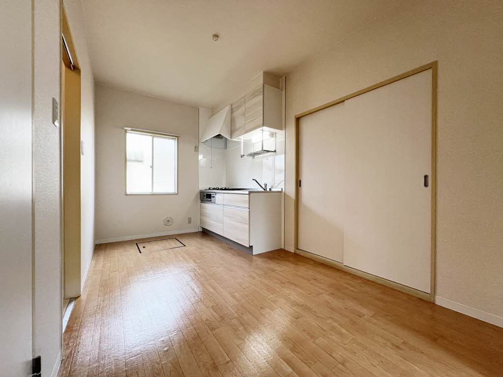 パークビレッヂ A 101号-3