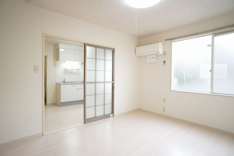 メゾン 神田 102号-2