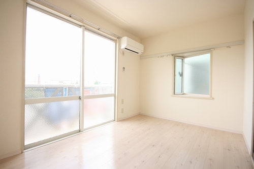 イースト　メゾン　Ｂ 202号-3