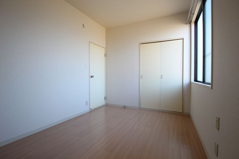 サミー タウン E 102号-4