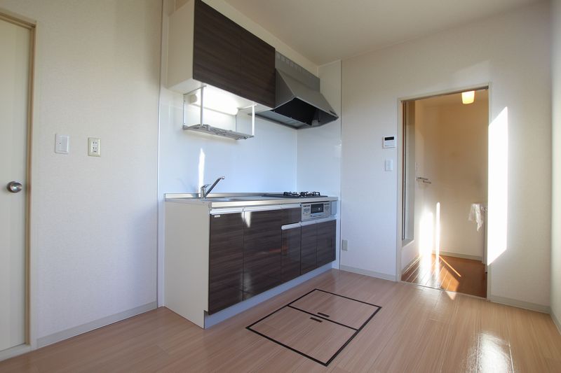 サミー タウン E 102号-5