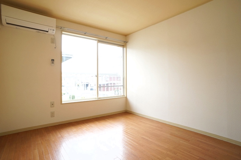 メゾン プレーリー Ⅱ 203号-3