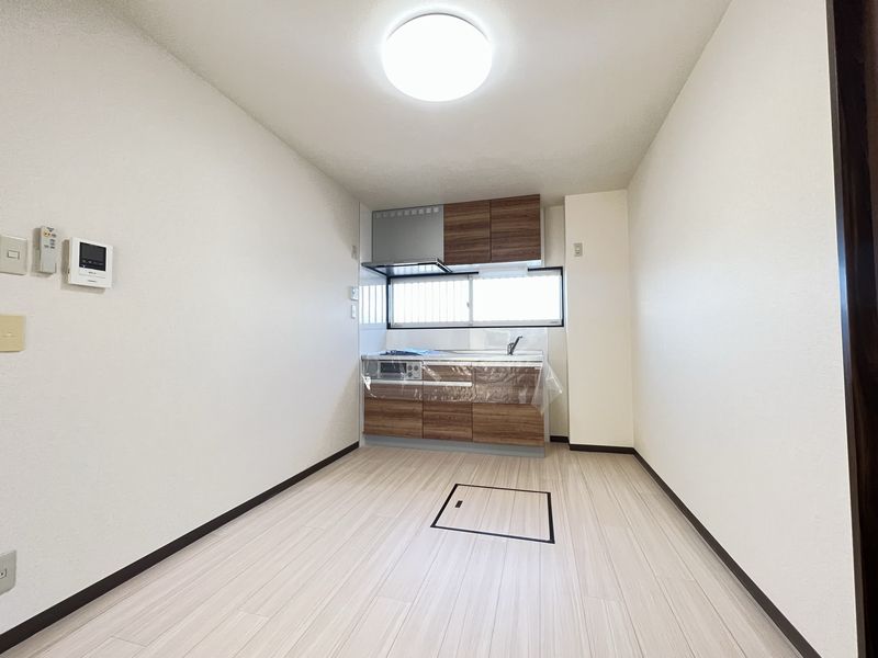 プレジオ　Ｃ 101号-3