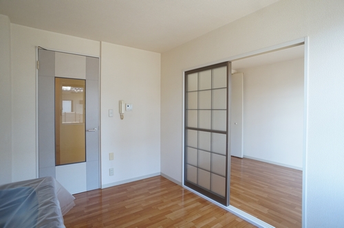 コーポ　ファミール 102号-5