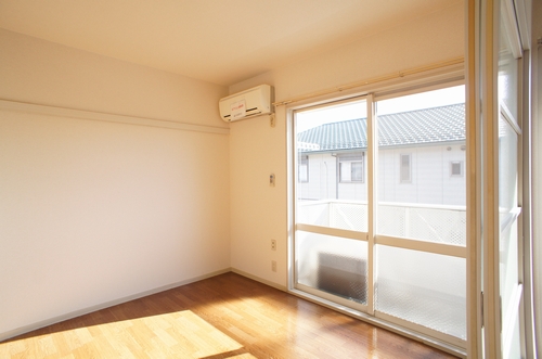 アヴァンサール 203号-4