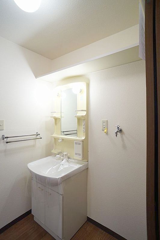 エステート　コーワ　Ｂ 201号-8