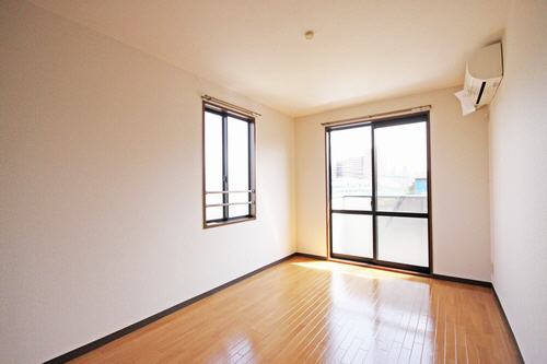 リバーサイド 青木 201号-3