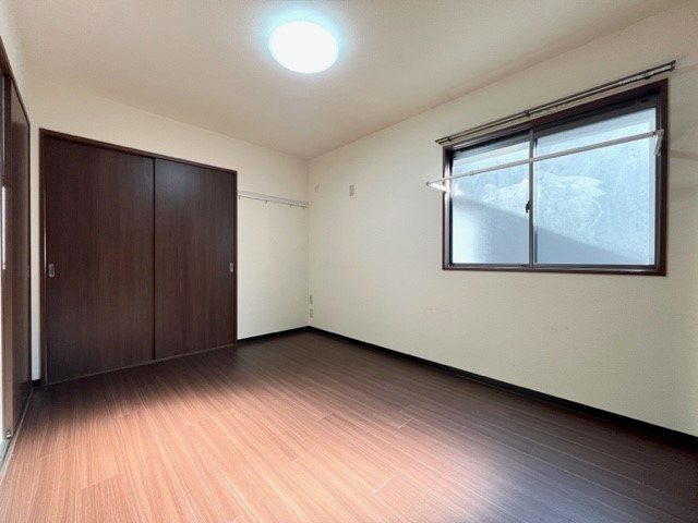 メゾン・ド・ローリエ　Ⅲ 102号-8