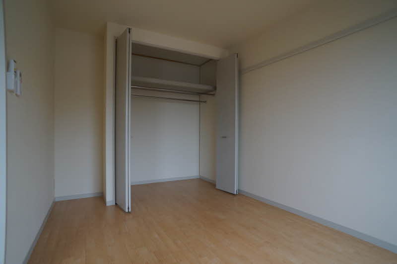 ビエナ・Ｓ 203号-4