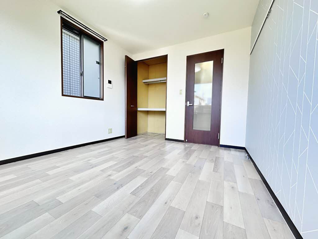 メゾンＪＰ二番館 101号-3