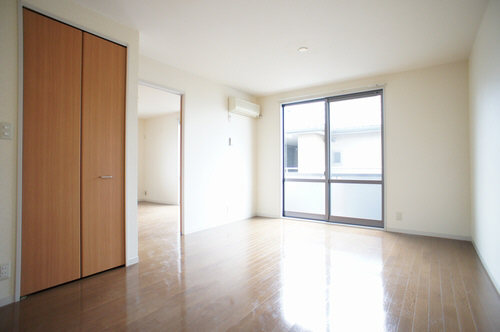 GTガーデン D 201号-2