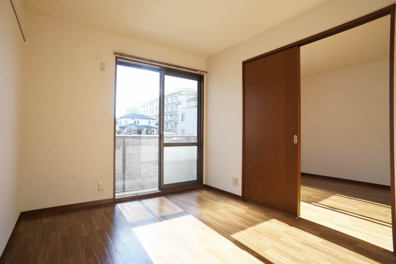 エピナール弐番館 104号-4