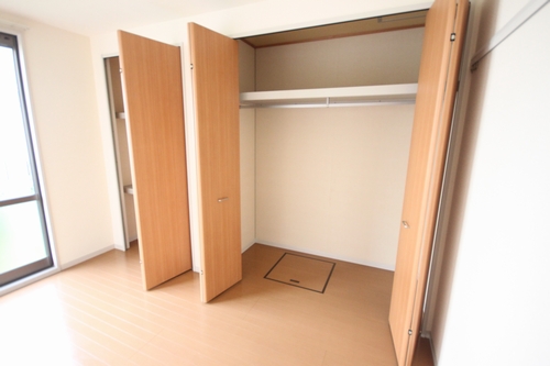 メゾン・エムロード 201号-6