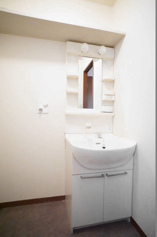 アーバン金井Ｅ 107号-5