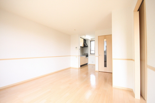 カトルセゾンＤ 103号-2