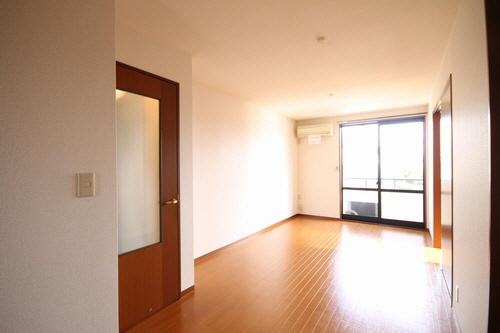 シャーメゾン白岡Ｂ 101号-2