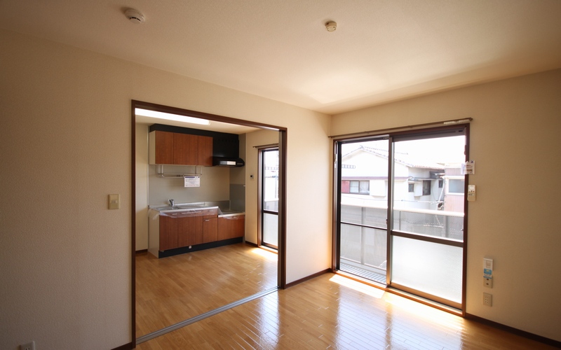 フレグランス八幡 202号-3