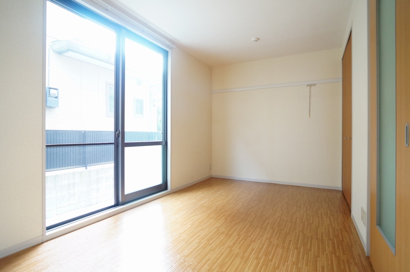 サン・リバティ 102号-2