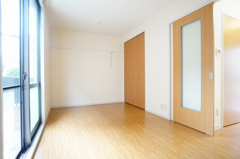 サン・リバティ 102号-3