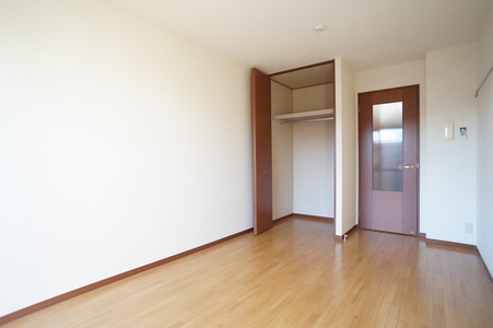 メゾンＳＴ 202号-3