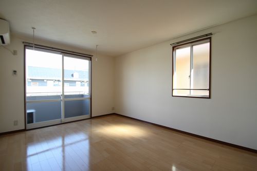 エモシオンＢ 202号-2