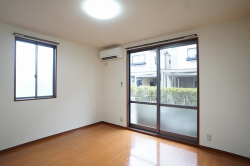 レスポワール２００４Ｄ 101号-2