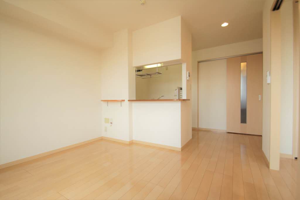 ピュア・シャングリラA 202号-3