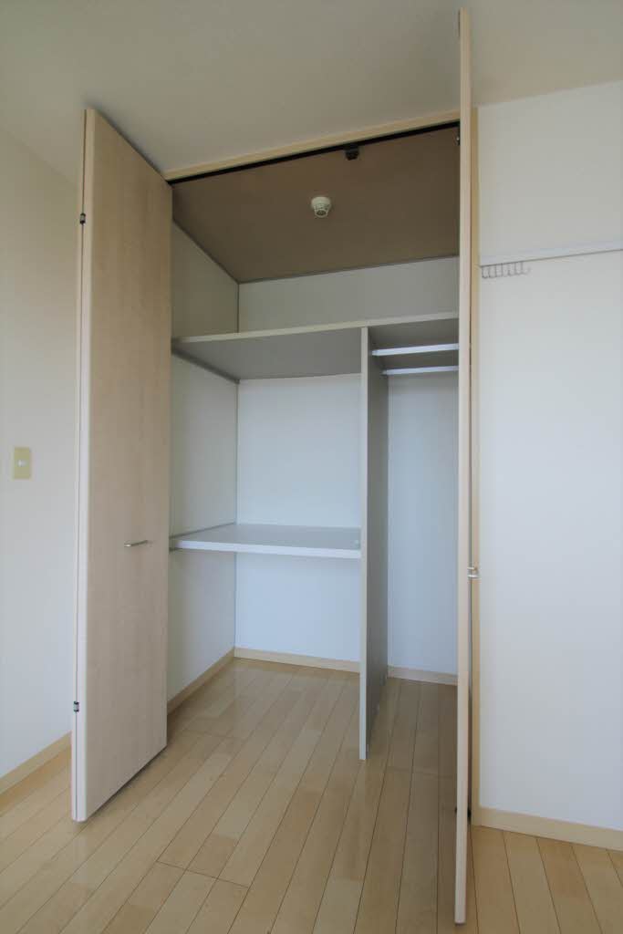 ピュア・シャングリラA 202号-10