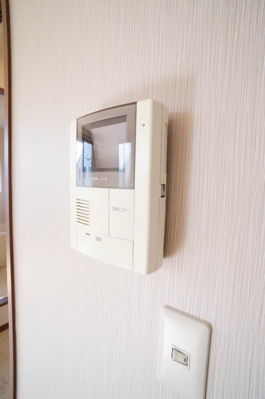 コモド中央 202号-8