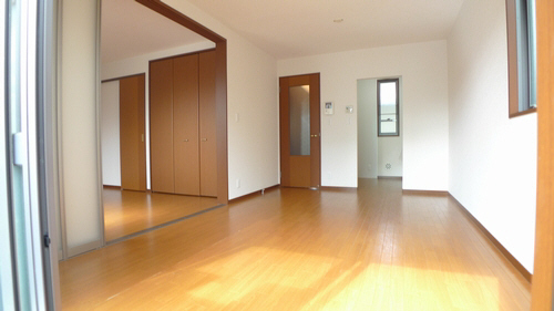 マ・メゾン南鳩ヶ谷 101号-2