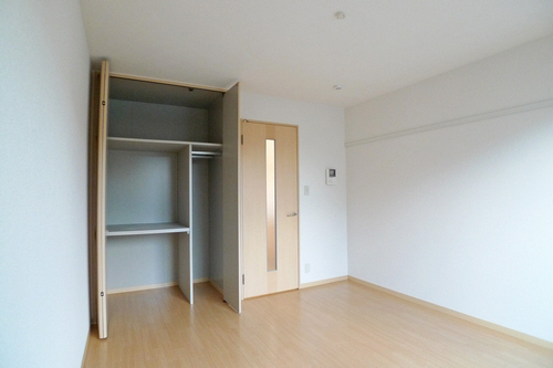 ハピネス中青木 202号-5