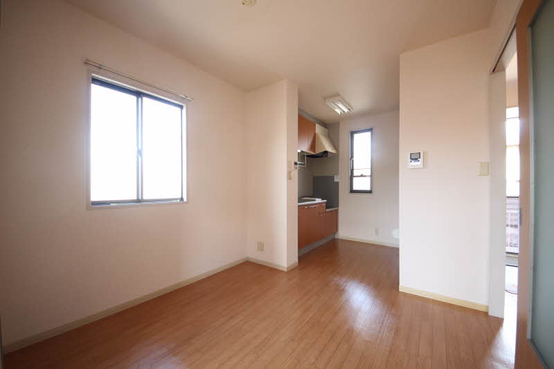 クレストコート峰栄 206号-3