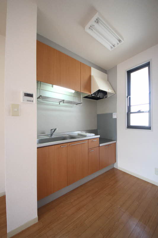 クレストコート峰栄 206号-4