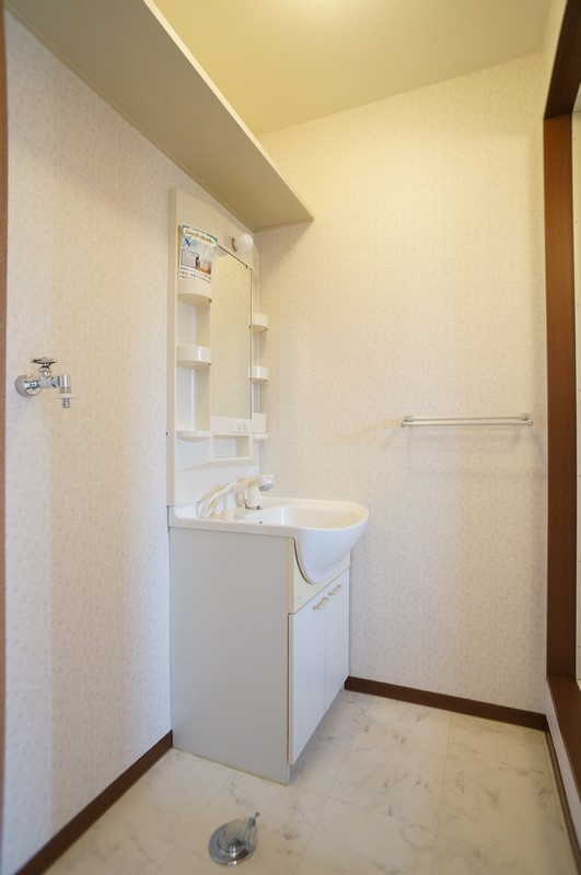 ハイネス　ウィスタリア 104号-4