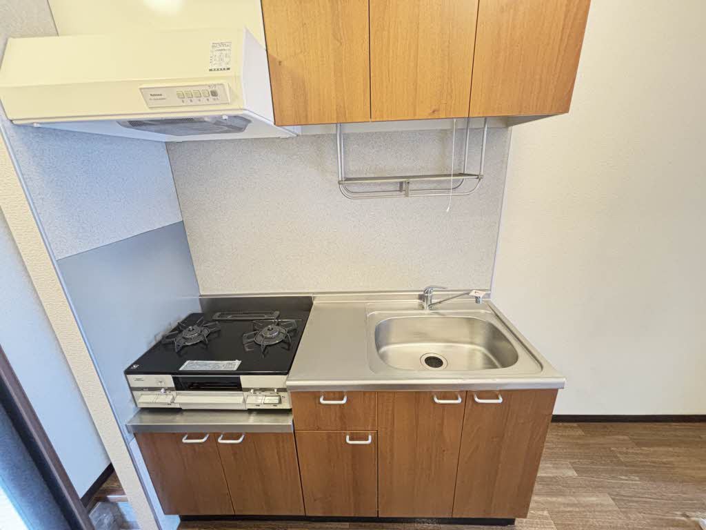 コートパインズ A 105号-6