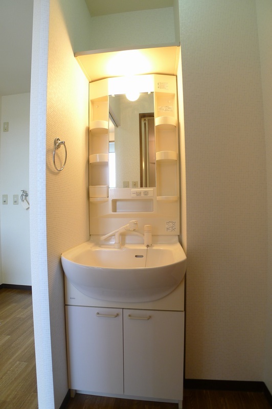 コートパインズ A 202号-8