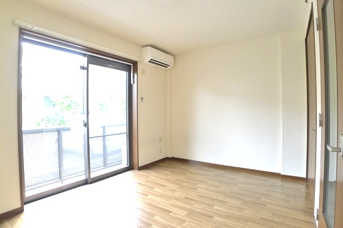 ロイヤルステージ２１ 102号-2