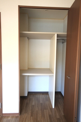 ロイヤルステージ２１ 103号-3