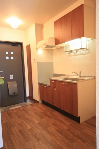 ロイヤルステージ２１ 103号-4