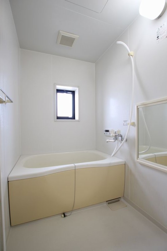 フォレストビューラ-参番館 202号-8